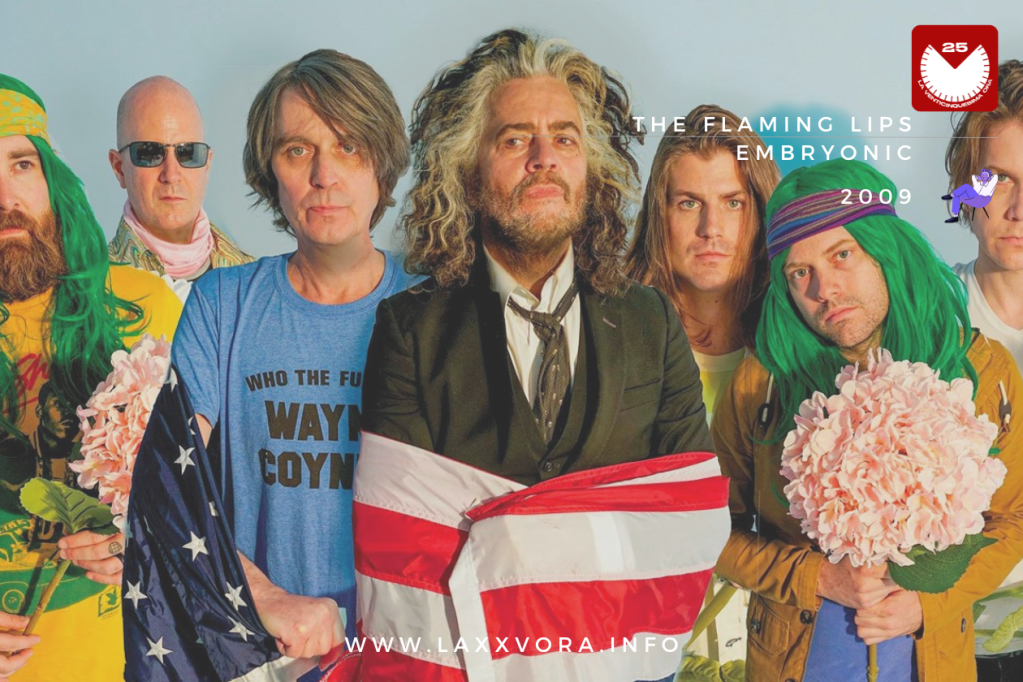 Il caos cosmico che rinasce dal&nbsp;buio.